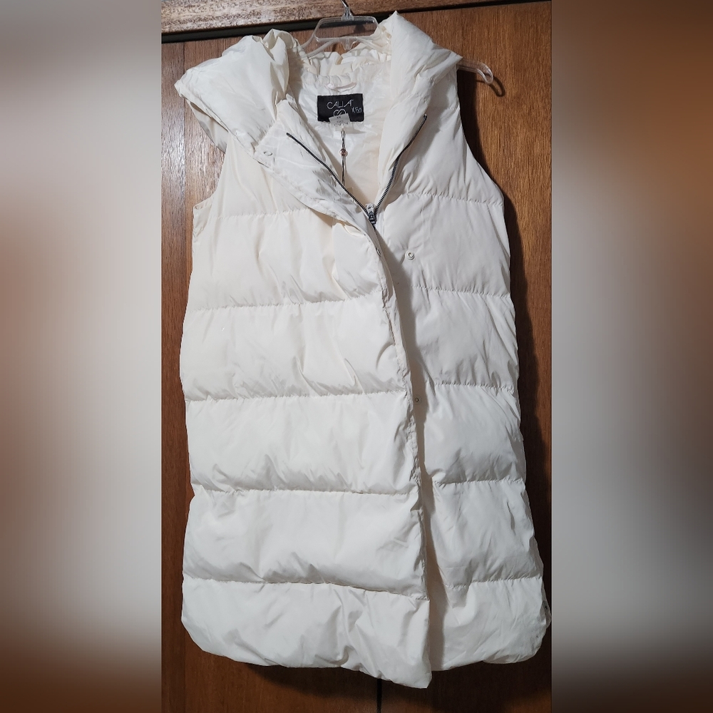 NWT Calia By Carrie Underwood Size Medium Long Puffer Vest Eggnog Color